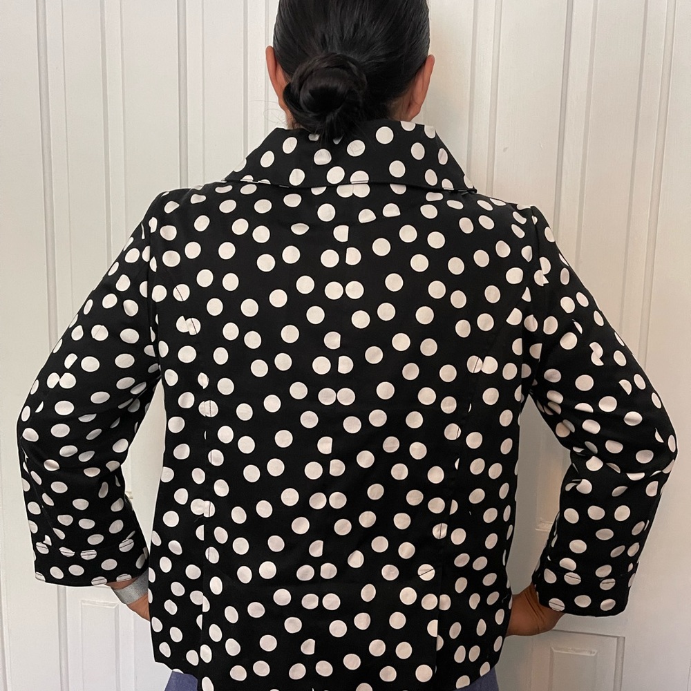 Black & White Jacket - Picture 4 of 4